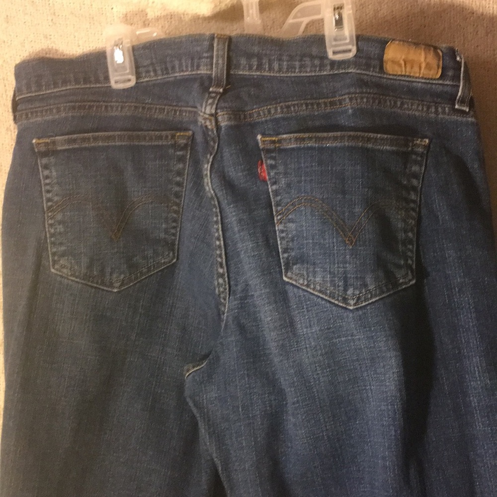 Woman’s Levi’s jeans